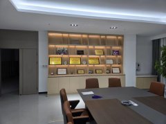 向智而行，中隆机电